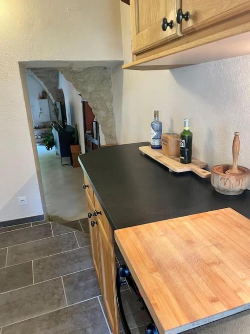 Charmante Maison De Village Au Pied Du Luberon Cabrieres-d'Aigues 外观 照片